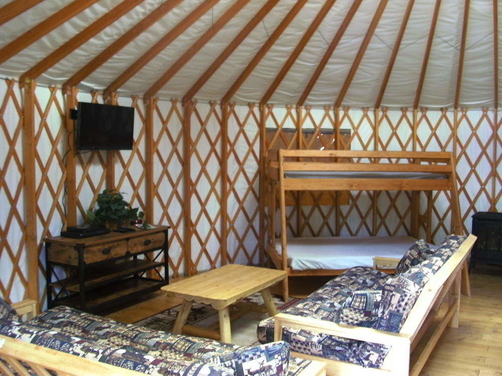 Bend-Sunriver Camping Resort Studio Cabin 6 외부 사진