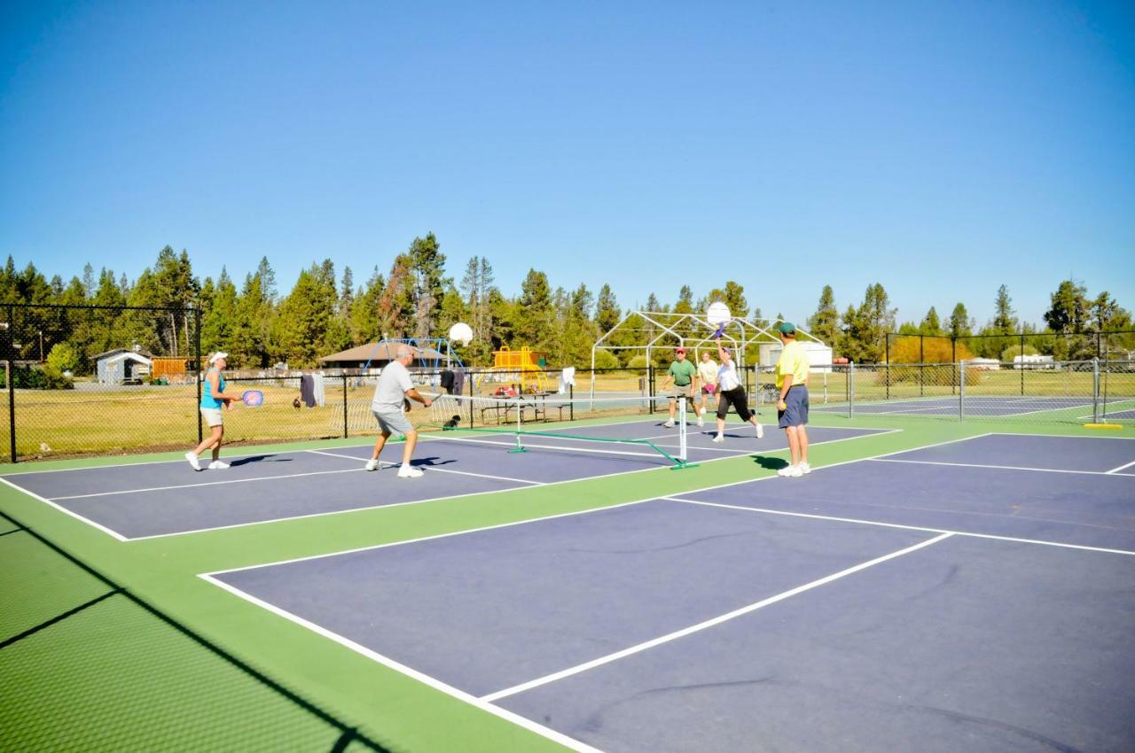 Bend-Sunriver Camping Resort Studio Cabin 6 외부 사진
