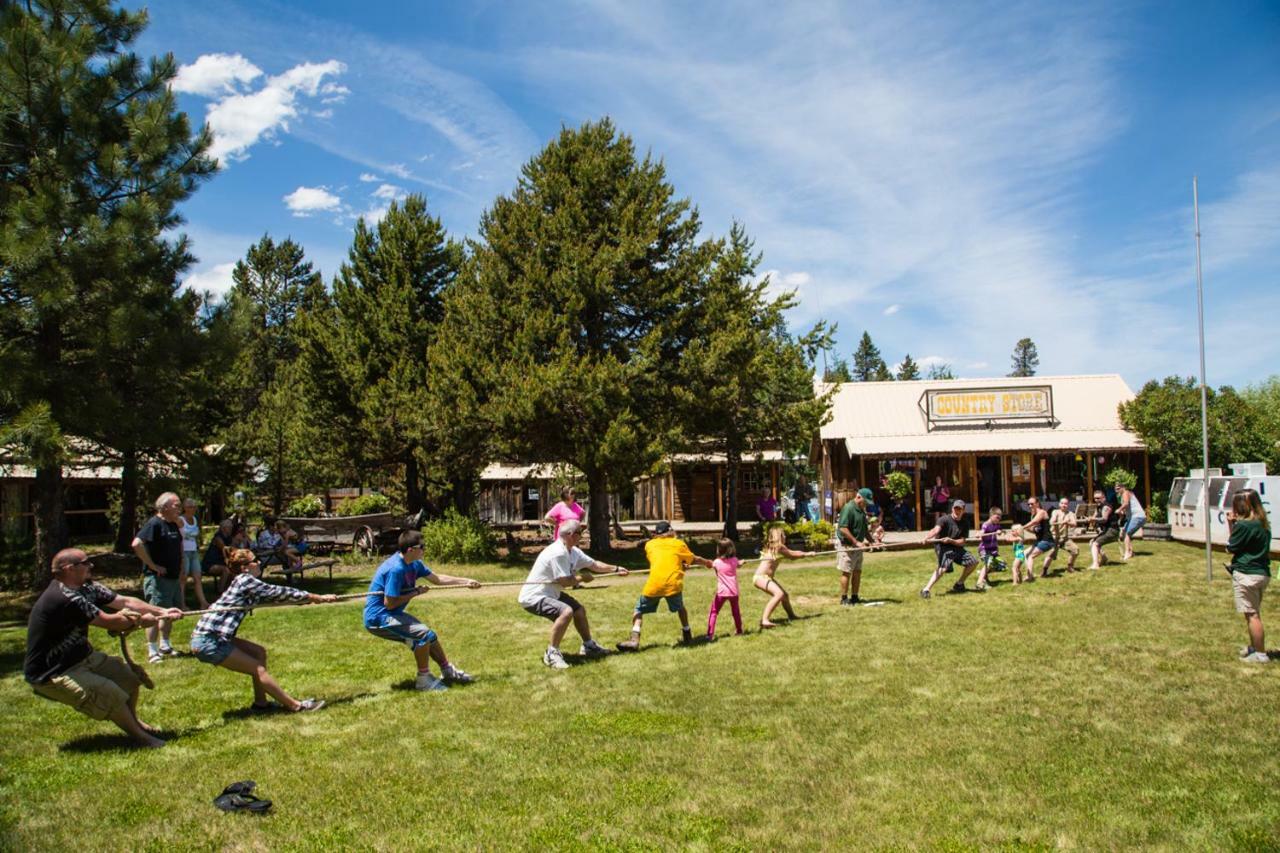 Bend-Sunriver Camping Resort Studio Cabin 6 외부 사진